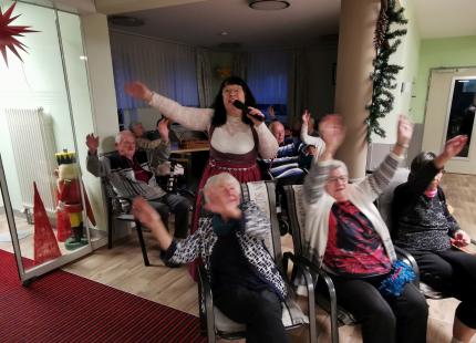 lau24112023a