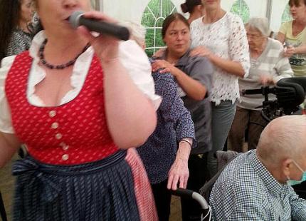 sitten180616a
