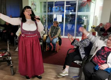 24112023laua